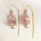 Barok ørekroge med kæde lyserøde - forgyldt